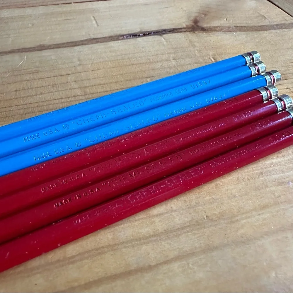 NOS Vintage 80s Eagle Verithin chemo-sealed colored pencils lot